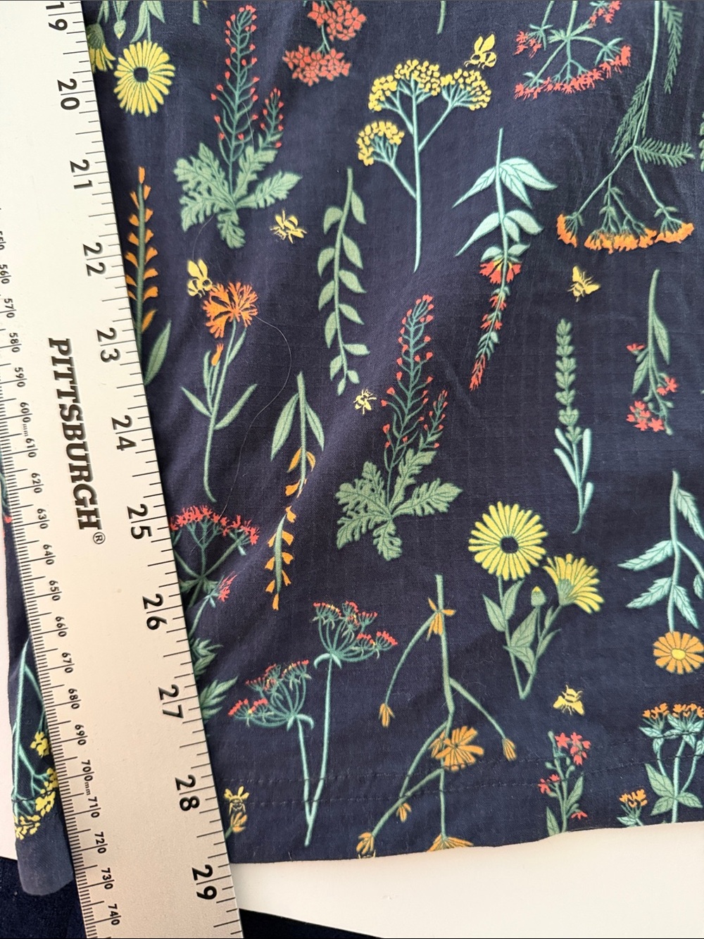 Duluth Trading Co. Wildflower Print Overalls XXL x 29 Navy Botanical Cottagecore - Picture 6 of 9